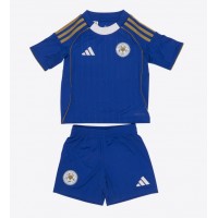 Camiseta Leicester City Oliver Skipp #22 Primera Equipación Replica 2025-26 para niños mangas cortas (+ Pantalones cortos)